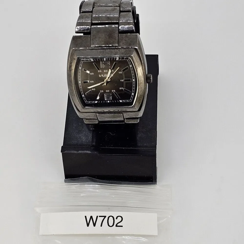 Kenneth Cole Unlisted Men's Watch 40MM Gun Metal‎ Dial Bracelet 6